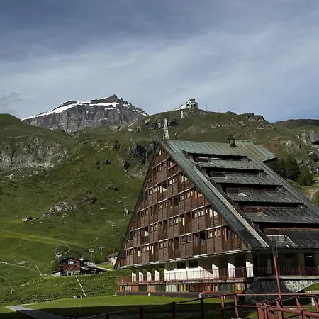 Bardoney - Matterhorn View * Breuil-Cervinia
